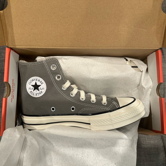 NWT & Box Chuck 70 Recycled Canvas Hi-Top Sneakers - Picture 2 of 9